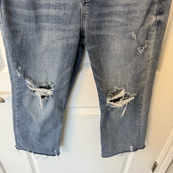 Judy Blue Wide Leg Distressed Cropped Jeans Size 31 - Picture 7 of 10